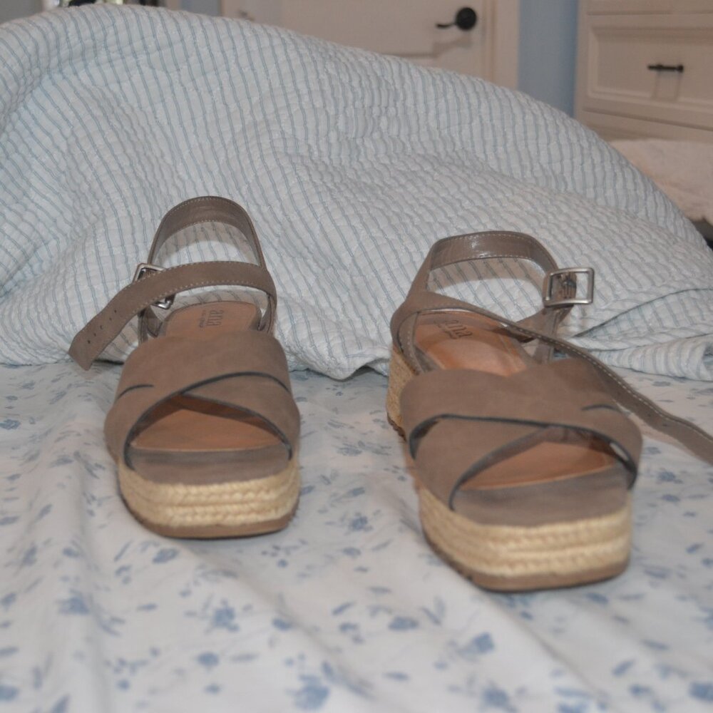 A.N.A. Women espadrille square toe wedge sandal. Size 8. Color Tan.